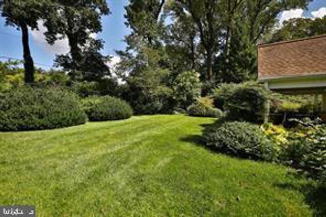 1157 DELENE RD, Jenkintown, PA 19046