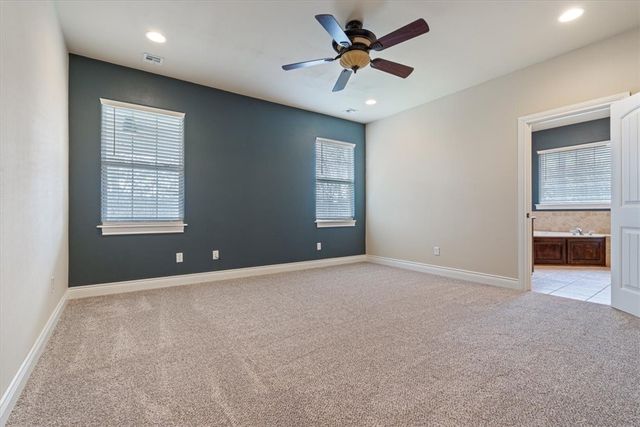 2 Feltwell Lane, Bella Vista, AR 72714