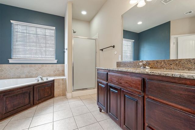 2 Feltwell Lane, Bella Vista, AR 72714