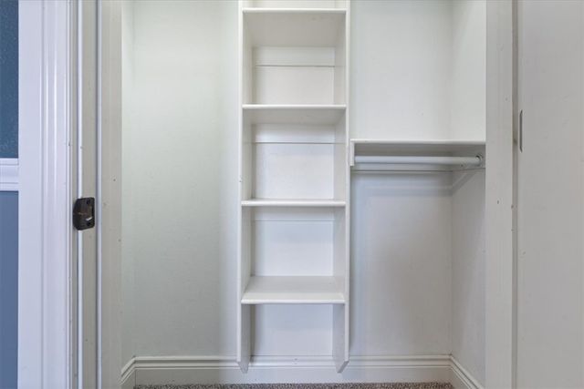 2 Feltwell Lane, Bella Vista, AR 72714