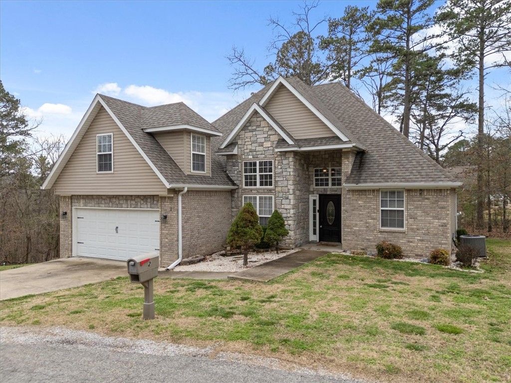 2 Feltwell Lane, Bella Vista, AR 72714