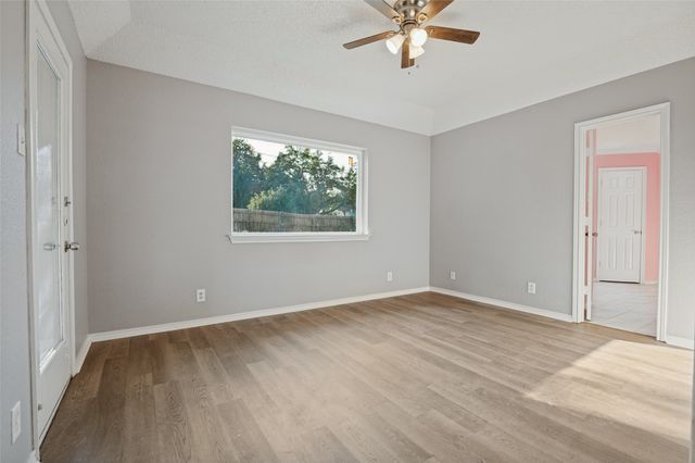 605 Reeves Lane, Kennedale, TX 76060