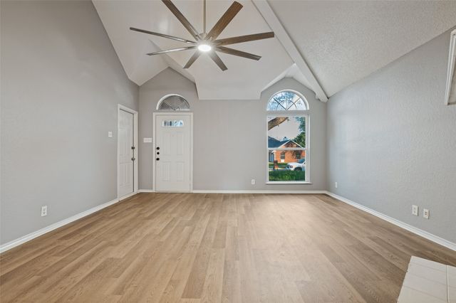 605 Reeves Lane, Kennedale, TX 76060