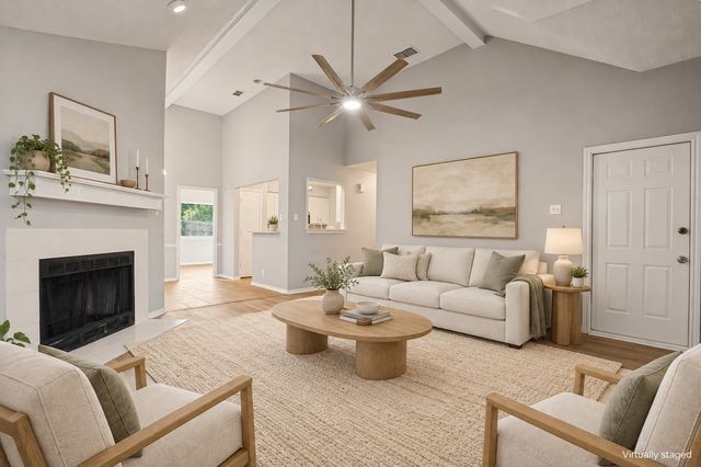 605 Reeves Lane, Kennedale, TX 76060