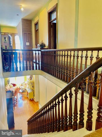 807 WEAVERTOWN RD, Myerstown, PA 17067