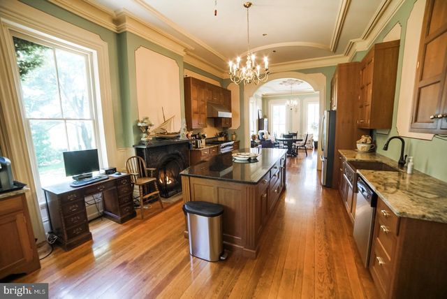 807 WEAVERTOWN RD, Myerstown, PA 17067