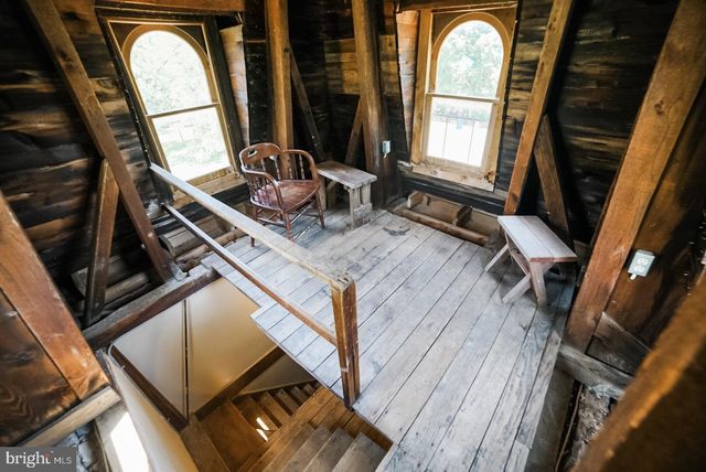 807 WEAVERTOWN RD, Myerstown, PA 17067