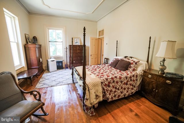 807 WEAVERTOWN RD, Myerstown, PA 17067