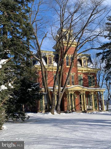 807 WEAVERTOWN RD, Myerstown, PA 17067