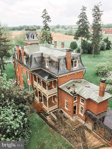 807 WEAVERTOWN RD, Myerstown, PA 17067