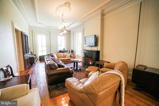 807 WEAVERTOWN RD, Myerstown, PA 17067