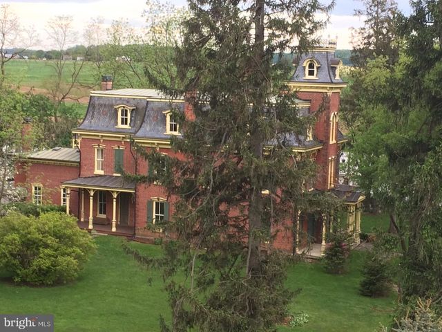 807 WEAVERTOWN RD, Myerstown, PA 17067
