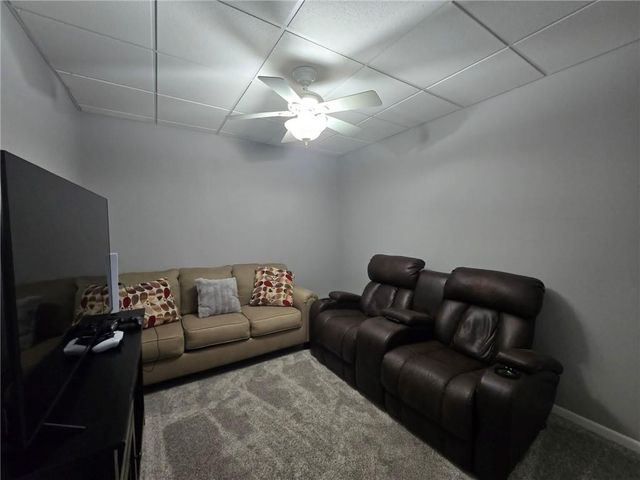 241 NW 66 Road, Clinton, MO 64735