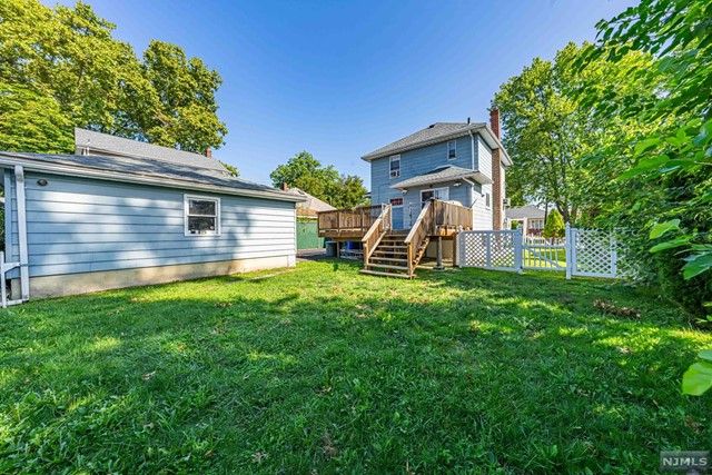 832 Linden Avenue, Ridgefield, NJ 07657