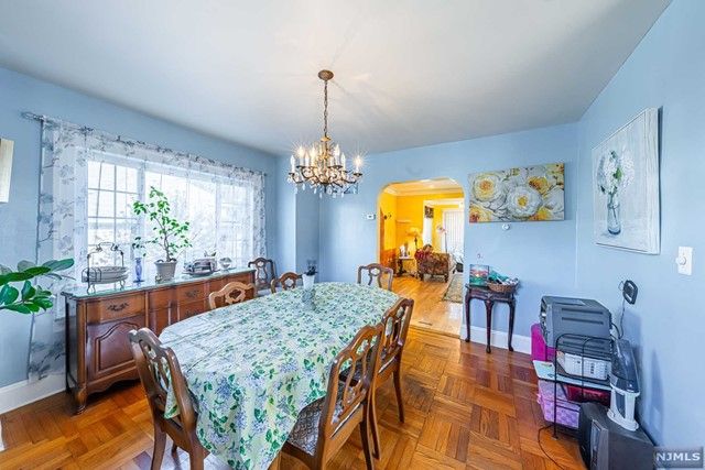 832 Linden Avenue, Ridgefield, NJ 07657
