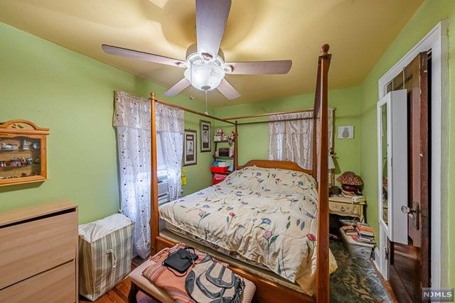 832 Linden Avenue, Ridgefield, NJ 07657