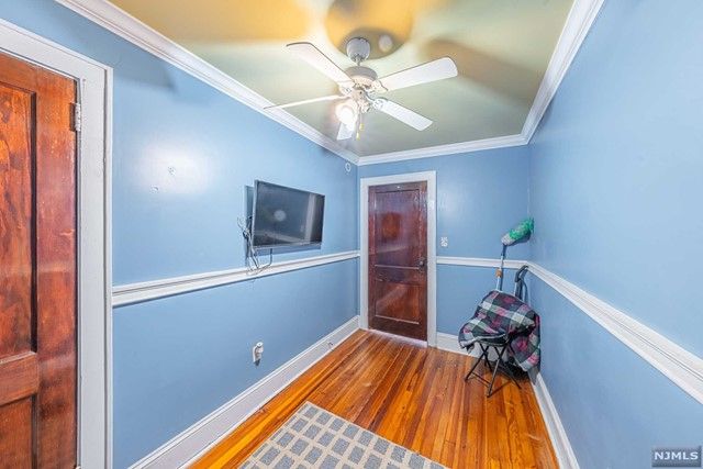 832 Linden Avenue, Ridgefield, NJ 07657