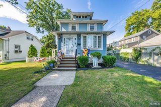 832 Linden Avenue, Ridgefield, NJ 07657