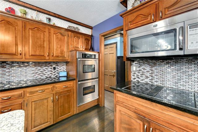 4345 Dover Avenue, Independence, MO 64055