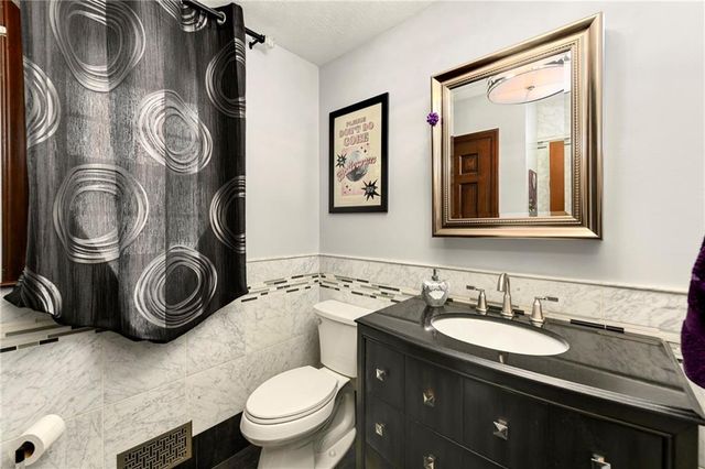 4345 Dover Avenue, Independence, MO 64055