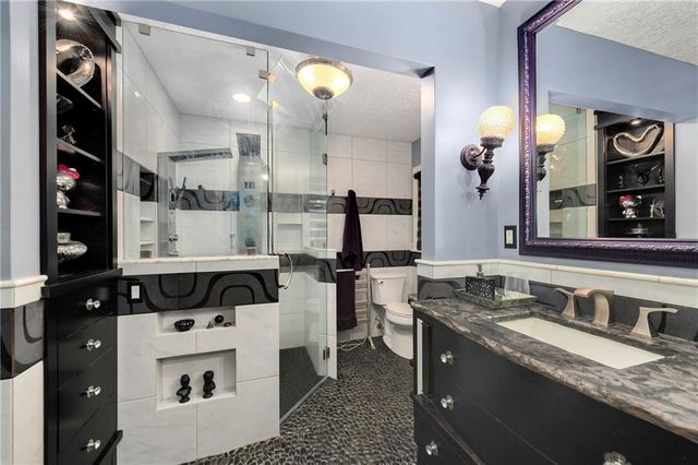 4345 Dover Avenue, Independence, MO 64055