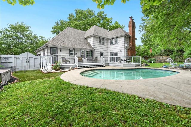 4345 Dover Avenue, Independence, MO 64055
