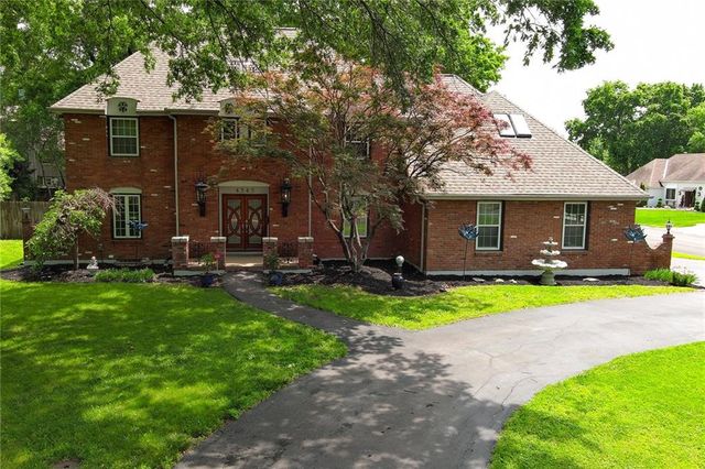 4345 Dover Avenue, Independence, MO 64055