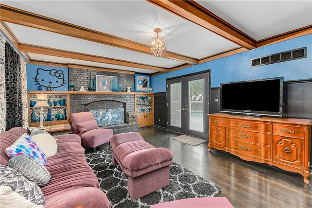 4345 Dover Avenue, Independence, MO 64055