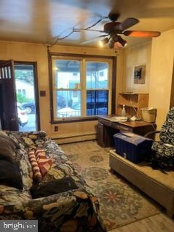 27 W 3RD ST, Marcus Hook, PA 19061