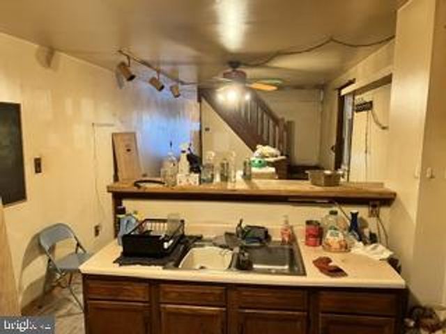 27 W 3RD ST, Marcus Hook, PA 19061