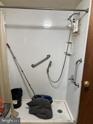 27 W 3RD ST, Marcus Hook, PA 19061