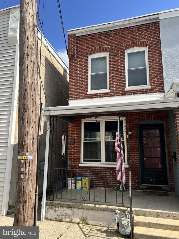 27 W 3RD ST, Marcus Hook, PA 19061