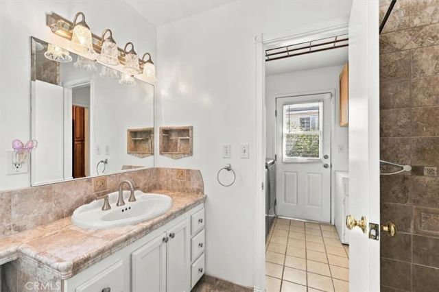 1952 W 233rd St, Torrance, CA 90501