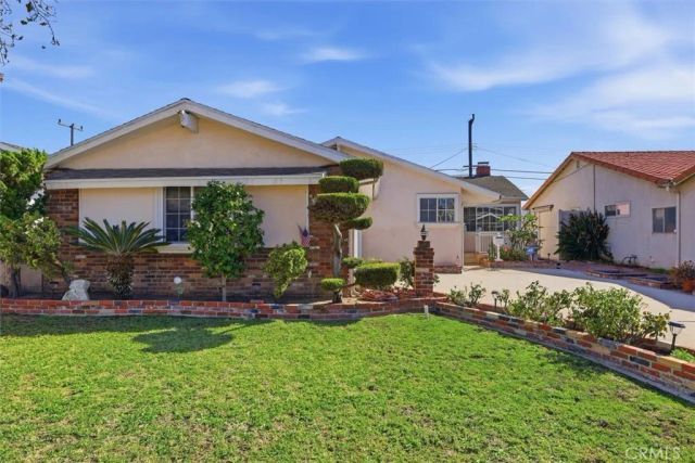 1952 W 233rd St, Torrance, CA 90501