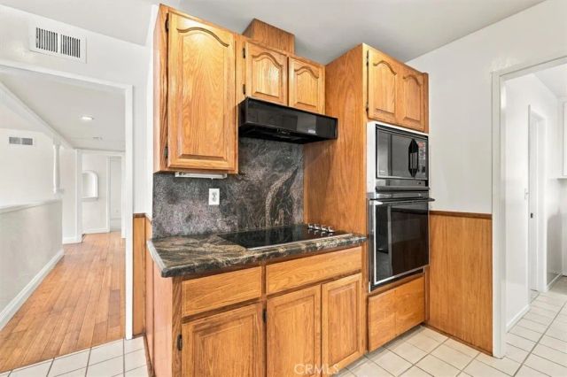 1952 W 233rd St, Torrance, CA 90501
