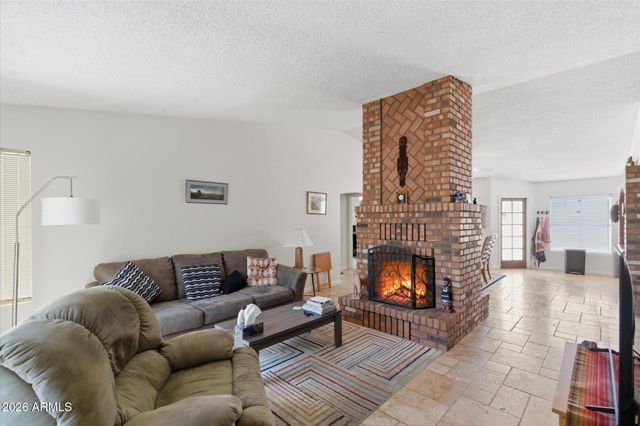 232 W VILLA MARIA Drive, Phoenix, AZ 85023