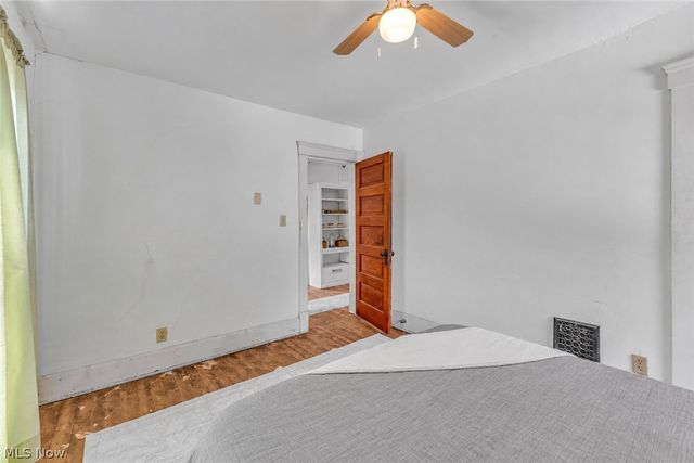 238 Princeton Avenue, Elyria, OH 44035