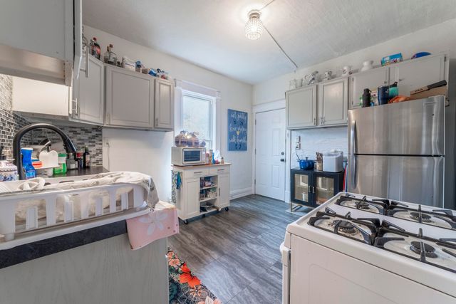 529 Lake Street, Hobart, IN 46342