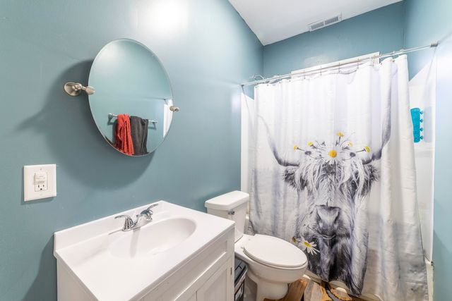 529 Lake Street, Hobart, IN 46342