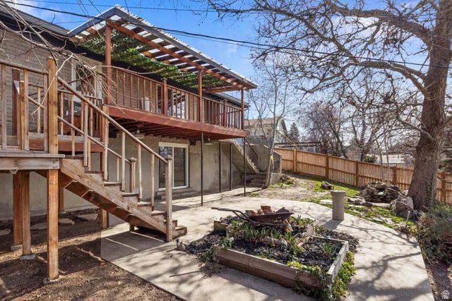 8492 S FAYEWAY DR, Sandy, UT 84094