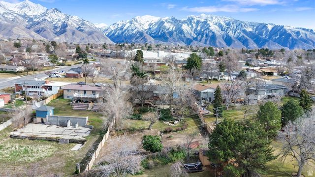 8492 S FAYEWAY DR, Sandy, UT 84094