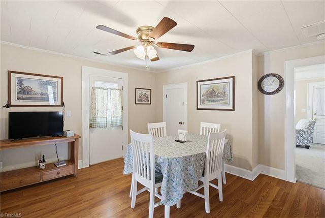 609 Dobson Street, Kernersville, NC 27284