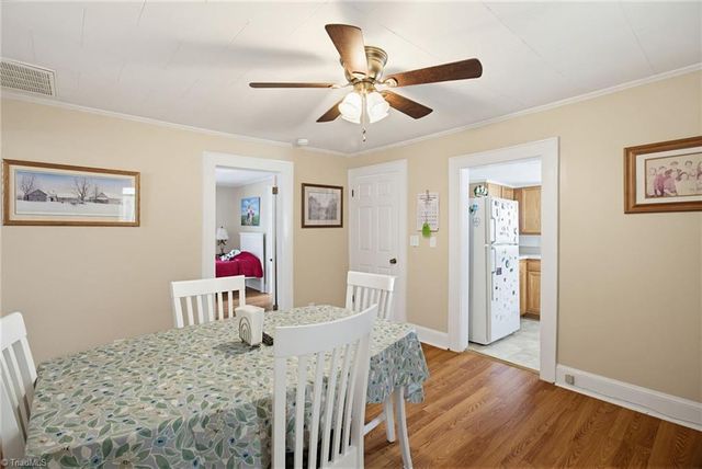 609 Dobson Street, Kernersville, NC 27284