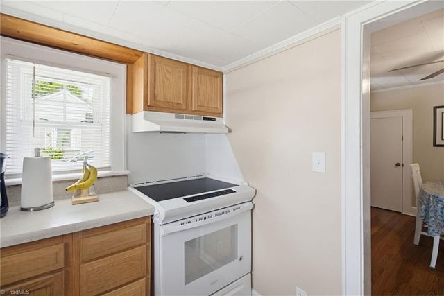 609 Dobson Street, Kernersville, NC 27284