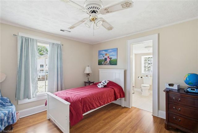 609 Dobson Street, Kernersville, NC 27284