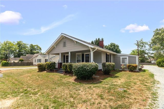 609 Dobson Street, Kernersville, NC 27284