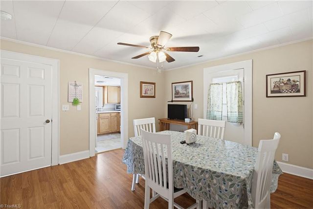 609 Dobson Street, Kernersville, NC 27284