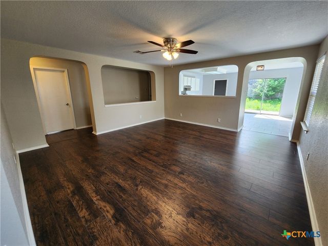 372 Copper Path Drive, New Braunfels, TX 78130