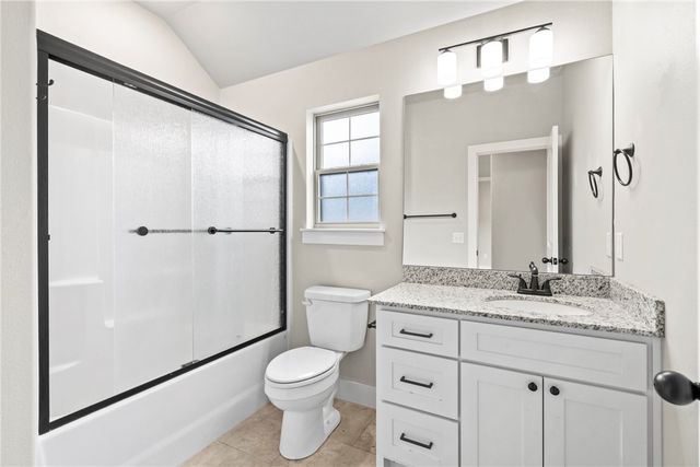 1908 E Endura Park Drive, Siloam Springs, AR 72761