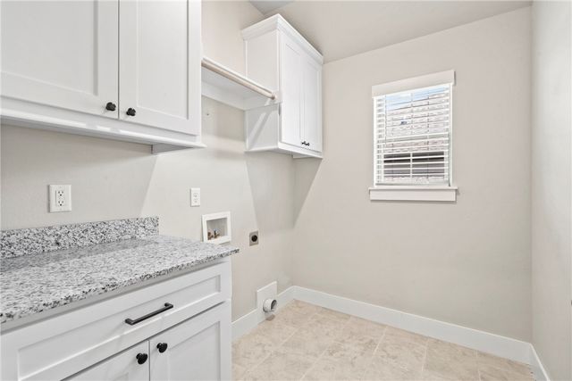 1908 E Endura Park Drive, Siloam Springs, AR 72761